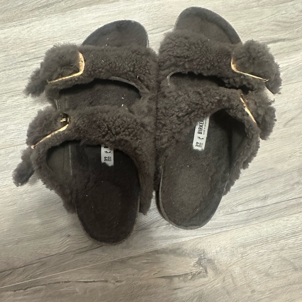 Birkenstock Big Buckle Sherling Sandals - Picture 6 of 6